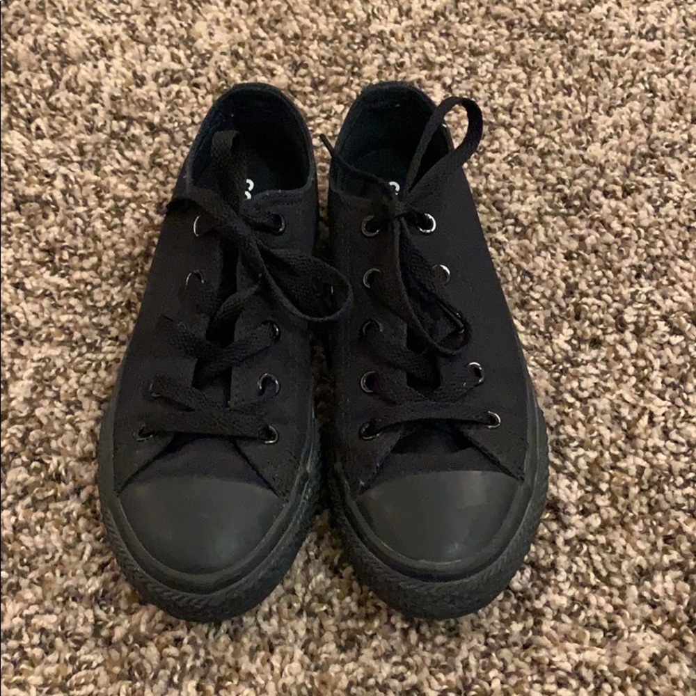 Black Converse